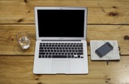 home-office-336374_1920.jpg